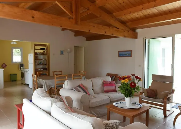 Maison à Près Du Port, Terrasse Ombragée, Wifi, Ménage Inclus - Fr-1-434-8 * Ars-en-Ré